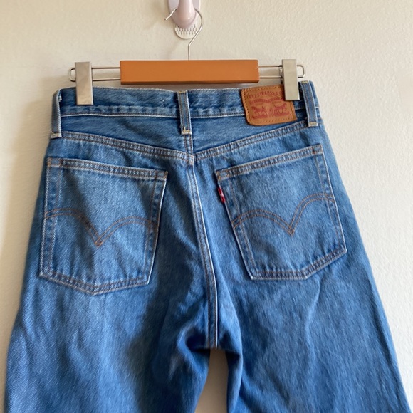 Levi’s wedgie straight medium wash jeans - Picture 8 of 13